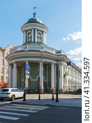 Немецкая лютеранская церковь св. Анны - Кинотеатр "Спартак". Санкт-Петербург (2023 год). Редакционное фото, фотограф Александр Щепин / Фотобанк Лори