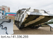 Каменск-Шахтинский, Ростовская область, Россия. Военнная  техника, плавающий транспортёр ПТС-2 для преодоления водных преград. (2020 год). Редакционное фото, фотограф Андрей Цыганков / Фотобанк Лори
