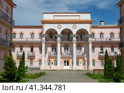Санаторий "Целебный ключ". Ессентуки (2023 год). Редакционное фото, фотограф Анна Карасева / Фотобанк Лори