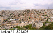 Panoramic view of Hebron city,capital of the Palestinian province of Hebron. Стоковое видео, видеограф Георгий Дзюра / Фотобанк Лори