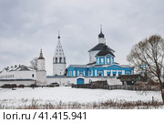 Бобреневский монастырь Коломна Московской области, Россия. Осенний пейзаж со старым монастырем. Достопримечательности (2012 год). Стоковое фото, фотограф Оксана Медведева / Фотобанк Лори