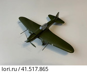 "Ил 2" сборная модель, масштаб 1:72, производитель "Звезда" (2023 год). Редакционное фото, фотограф Алексей Голиков / Фотобанк Лори