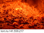 Hot coals in the stove. Стоковое фото, фотограф Леонид Еремейчук / Фотобанк Лори
