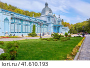 КМВ. Железноводск. Городской парк. Пушкинская галерея. Осенний пейзаж 2023 года. Стоковое фото, фотограф Николай Николенко / Фотобанк Лори
