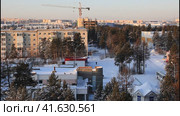 Вид сверху на город Нерюнгри зимним утром. Республика Саха-Якутия (2020 год). Стоковое видео, видеограф Олег Хархан / Фотобанк Лори