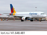 Пассажирский A-320 авиакомпании "FlyArna" (2023 год). Редакционное фото, фотограф Александр Тарасенков / Фотобанк Лори