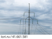 Construction of a high-voltage power line. Стоковое фото, фотограф Леонид Еремейчук / Фотобанк Лори