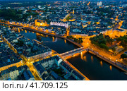 Laval city and Mayenne river in evening. View from above. France. Стоковое фото, фотограф Яков Филимонов / Фотобанк Лори
