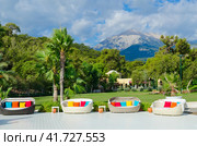 Территория отеля Robinson Club Camyuva 5*, Чамьюва, Кемер,Турция (2022 год). Редакционное фото, фотограф Ольга Коцюба / Фотобанк Лори