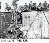 Японские интервенты бегут из Хабаровска, 1922 год. Редакционное фото, фотограф Сергей Елизарьев / Фотобанк Лори