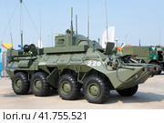 Машина РХМ-6 на базе бронетранспортера БТР-80 для ведения радиационной, химической и биологической разведки на поле боя. Экспонат международного военно-технического форума "Армия-2022" Редакционное фото, фотограф Виктор Карасев / Фотобанк Лори