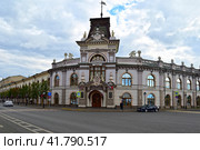 Здание национального музея Татарстана. Город Казань (2023 год). Редакционное фото, фотограф Александр Тараканов / Фотобанк Лори