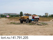 Волжский, Волгоградская область, Россия, Пожарная техника, старый пожарный автомобиль на шасси ЗИЛ-131 (2019 год). Редакционное фото, фотограф Андрей Цыганков / Фотобанк Лори