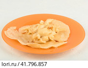 The first pancake didn't work out. Close up. Стоковое фото, фотограф Сергей Долгов / Фотобанк Лори