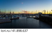 PLAYA BLANCA, LANZAROTE - OCTOBER 25, 2023: Sunset on Marina Rubicon of Playa Blanca. Playa Blanca is the southernmost town of the Spanish island of Lanzarote. It is the newest resort on the island. Редакционное фото, фотограф Sergey Kohl / Фотобанк Лори