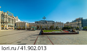 The city of Moscow.Theatre Square, Maly Theatre.Russia.2020. Редакционное фото, фотограф Виктор Сарафинчан / Фотобанк Лори