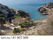 The Sanctuary of the goddess Hera Akraia in a small cove of the Corinthian gulf (Greece) (2023 год). Стоковое фото, фотограф Татьяна Ляпи / Фотобанк Лори