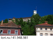 Ljubljana, Slovenia - 30 Apr 2018: The castle in Ljubljana, Slovenia. Редакционное фото, фотограф Сергей Стрелков / Фотобанк Лори