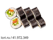 Японские роллы ясай маки с овощами и рисом, изолированные на белом фоне, вид сверху. Стоковое фото, фотограф Sergei Gorin / Фотобанк Лори