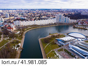 Downtown Minsk on Svislach river. Стоковое фото, фотограф Яков Филимонов / Фотобанк Лори