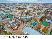 Вид с высоты на Театр кукол и Главпочтамт в городе Кирове осенью (аэросъемка 2021 года) Стоковое фото, фотограф Владислав Самошкин / Фотобанк Лори
