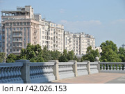 «Дом на набережной». Улица Серафимовича, 2/20. Район Якиманка. Город Москва (2014 год). Стоковое фото, фотограф lana1501 / Фотобанк Лори