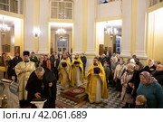 Епископ Балашихинский и Орехово-Зуевский Николай на литургии в Преображенском кафедральном соборе Балашихи (2024 год). Редакционное фото, фотограф Дмитрий Неумоин / Фотобанк Лори