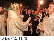 Пасха 2018 года в Успенском храме Новодевичьего монастыря, Москва. Крестный ход. Редакционное фото, фотограф Дмитрий Неумоин / Фотобанк Лори