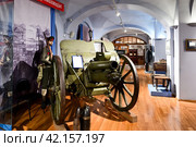 Гаубица производства английской фирмы "Coventry Ordnance Works", системы "Vickers Limited". Калибр 4,5 дюймов или 114,3мм. 1917 год. (Национальный музей Республики Татарстан) (2023 год). Редакционное фото, фотограф Александр Тараканов / Фотобанк Лори