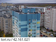High apartment buildings in the metropolis. City by the river. (2018 год). Стоковое фото, фотограф Egor Sarantstv / Фотобанк Лори