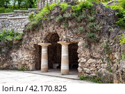 Diana's Grotto in Pyatigorsk (2022 год). Редакционное фото, фотограф Юлия Бабкина / Фотобанк Лори