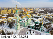 Aerial view of the Spaso-Preobrazhensky Cathedral and residential buildings in Tambov. Стоковое фото, фотограф Яков Филимонов / Фотобанк Лори