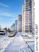 Город Тюмень Улица Беловежская (2023 год). Редакционное фото, фотограф Александр Тараканов / Фотобанк Лори