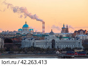 Казань. Дворец Земледельцев  на закате (2013 год). Редакционное фото, фотограф Литвяк Игорь / Фотобанк Лори