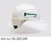 White protective helmet for construction and for loggers. Стоковое фото, фотограф Дмитрий Львович Алферов / Фотобанк Лори