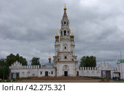 Троицкий собор с колокольней на территории Верхотурского кремля. Памятник архитектуры федерального значения. Свердловская область (2021 год). Редакционное фото, фотограф Алексей Иванов / Фотобанк Лори