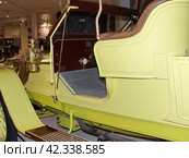 Автомобиль "Talbot 15 HP Type 4DB", 1908 г., двухместный Phaeton, мощность 15 л.с., Великобритания. В 1908 году Talbot стал первым автомобилем, пересекшим Австралию. Музей автомобильной техники. Верхняя Пышма, Россия (2022 год). Редакционное фото, фотограф Сергей Елизарьев / Фотобанк Лори