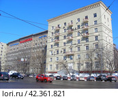 Гостиничный комплекс "Славянка". Суворовская площадь, 2, строение 3. Мещанский район. Город Москва (2012 год). Редакционное фото, фотограф lana1501 / Фотобанк Лори