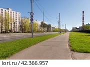 Москва, Зеленоград, Панфиловский проспект. Весна (2021 год). Редакционное фото, фотограф Evgenia Shevardina / Фотобанк Лори