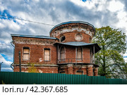 Охотничий домик Баташёвых (Досчатое, Нижегородская область) (2022 год). Редакционное фото, фотограф Илья Старков / Фотобанк Лори