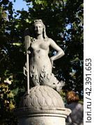 Италия. Милан. Парк "Семпионе" (Parco Sempione). Скультура на мосту (2010 год). Стоковое фото, фотограф Ерохин Дмитрий Викторович / Фотобанк Лори
