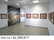 Зал с работами Рафаэля в Балашихе (2024 год). Редакционное фото, фотограф Дмитрий Неумоин / Фотобанк Лори