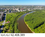 Река Чепца в Глазове (аэросъемка 2021 года) Стоковое фото, фотограф Владислав Самошкин / Фотобанк Лори