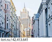Вид на здание Министерства Иностранных Дел (МИД). Март. Москва. Россия (2024 год). Редакционное фото, фотограф E. O. / Фотобанк Лори