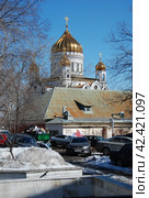 Храм Христа Спасителя. Улица Волхонка, 15. Москва (2012 год). Редакционное фото, фотограф lana1501 / Фотобанк Лори