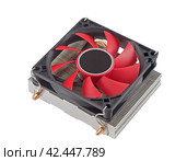 Вентилятор охлаждения процессора компьютера на белом фоне. CPU cooler with cooling radiator on a white background. Стоковое фото, фотограф Татьяна Д / Фотобанк Лори