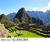 Machu Picchu is capital of the Inca Empire in Andes mountains, Peru, South America (2011 год). Стоковое фото, фотограф Сергей Стрелков / Фотобанк Лори