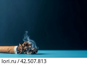 Smoldering ciggy table. Generate AI. Стоковое AI-изображение, AI-художник Иван Рябоконь / Фотобанк Лори
