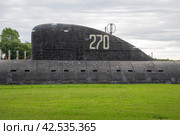 Рубка первой советской атомной подводной лодки К-3 "Ленинский комсомол" (макет). Кронштадт (2023 год). Редакционное фото, фотограф Анна Карасева / Фотобанк Лори