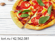 Pizza. Стоковое фото, фотограф Винокуров Александр / Фотобанк Лори